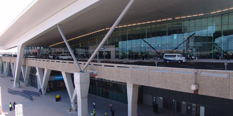 S.A's Cape Town International Airport  ranked as the best airport in Africa. Followed by Kigali International Airport, Rwanda.