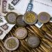 Kenya Shilling banknotes and coins 2