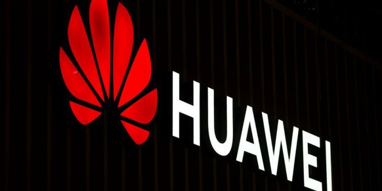 huawei cfo was carrying an iphone ipad and macbook air when 5g11