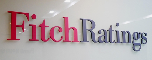 Fitch Ratings warns Kenya over its astronomic debt