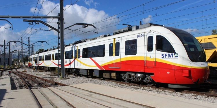 President Uhuru Unveils Hourly Commuter Rail System