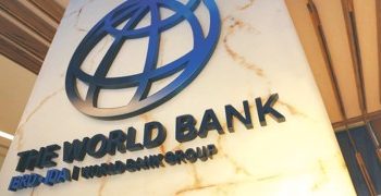 World Bank Halts Financial Aid to Afghanistan