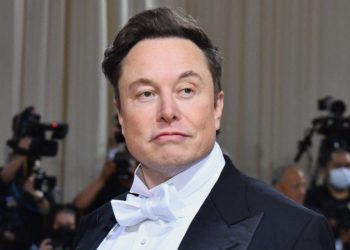 Elon Musk Sells Tesla Shares Worth $6.9 Billion