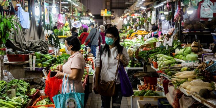 China's Inflation Falls to 1.6% in November 2022