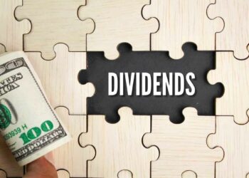 monthly dividend stocks. Image source: https://images.app.goo.gl/6cRmyQwSRhC9vsbD6