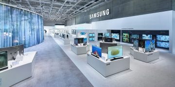 Samsung Tops Global Smart Phone Sales in Q1 2024
