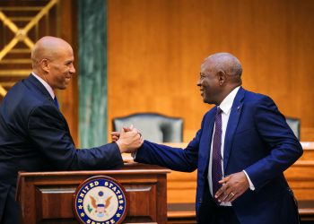 L-R: Senator Cory Booker (D-NJ) shakes hands with Dr. James Mwangi, Equity Group CEO. Senator Booker spoke about the importance of strengthening partnerships with Kenya.