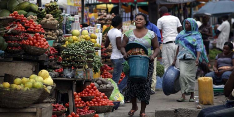 Nigeria's Inflation Eases for the First Time Since 2022